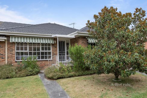 4 58 Windsor Crescent Surrey Hills 3127