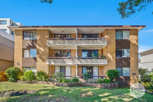 4/6-8 St Georges Parade, HURSTVILLE