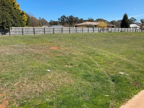 46 Cosmo Road Trentham 3458