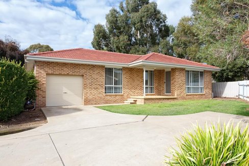 4/6 Cypress Street, FOREST HILL NSW 2651