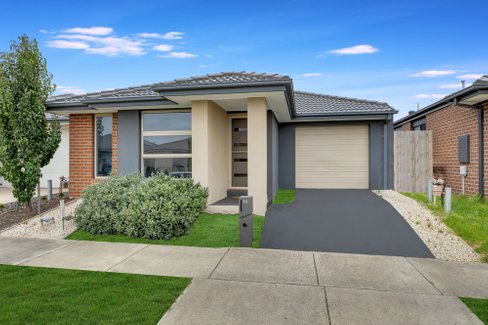 46 Devereux Way Charlemont 3217