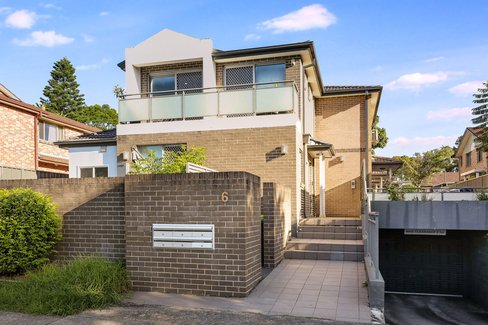 4/6 Graham Road, NARWEE NSW 2209