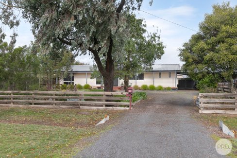 46 Smeaton Road, CLUNES VIC 3370
