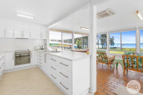 46 Tanilba Avenue, TANILBA BAY