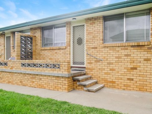 4/64 Crown Street, TAMWORTH NSW 2340