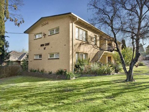 4 67 Wattle Valley Road Canterbury 3126