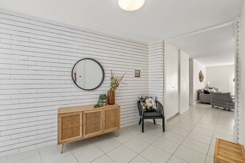 4/68 The Esplanade, Burleigh Heads QLD 4220