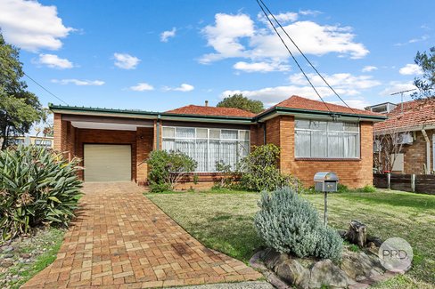 47 Caledonia Crescent, PEAKHURST
