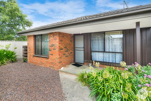 4/7 Leopold Street, ALFREDTON VIC 3350