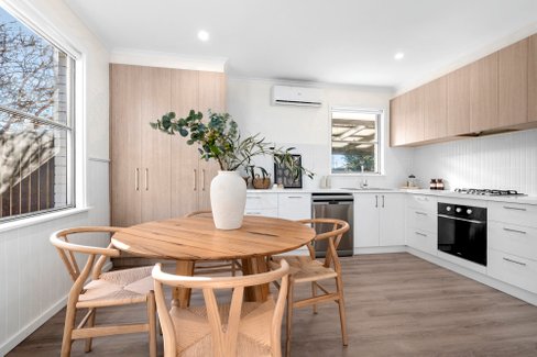 47 Olney Avenue, Thomson