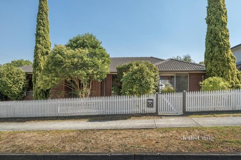 47 Ormond Avenue Mitcham 3132