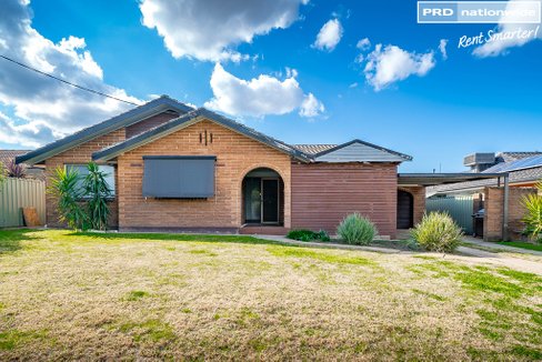 47 Red Hill Road, KOORINGAL NSW 2650