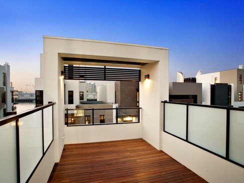 47 South Wharf Drive Docklands 3008