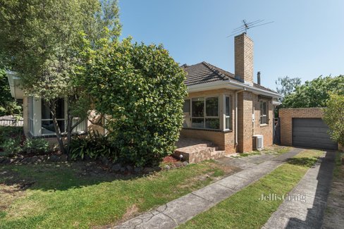 47 Sunhill Road Mount Waverley 3149