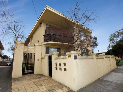 4 71A Holmes Street Brunswick East 3057
