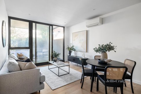 4 723 Toorak Road Kooyong 3144