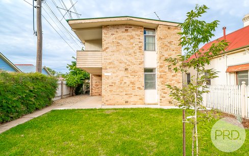4/74a Tompson Street, WAGGA WAGGA NSW 2650