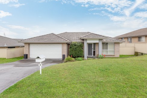 48 Jenna Drive, RAWORTH NSW 2321