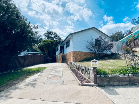 48 Mountview Crescent, TAMWORTH NSW 2340