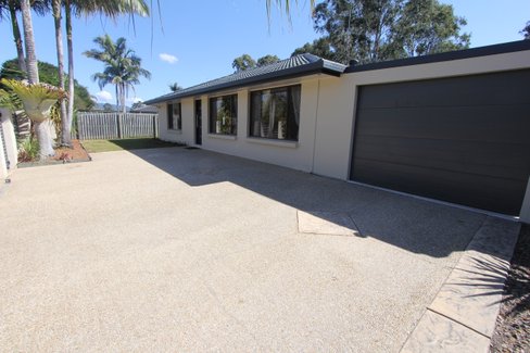 48 Nerang River Drive, NERANG QLD 4211