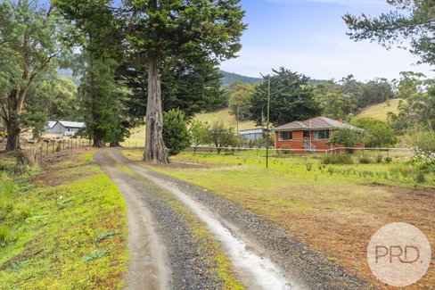 48 Russell Road, CLAREMONT TAS 7011