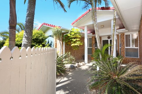 48 Watford Crescent, MOLENDINAR QLD 4214