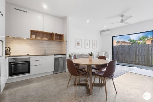 4/83 Falconer Street, SOUTHPORT QLD 4215