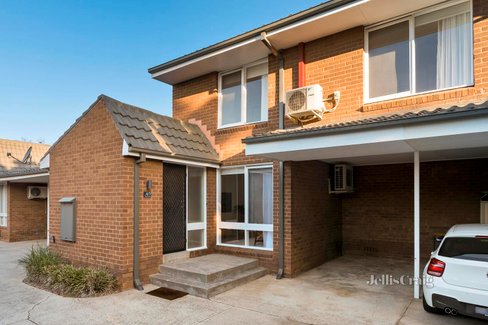 4 9 Ardoch Street Essendon 3040