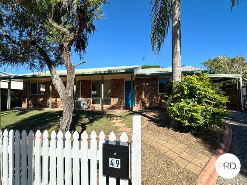 49 Beltana Drive, BOYNE ISLAND QLD 4680