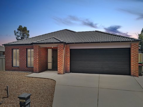 49 Botanical Drive, EPSOM VIC 3551