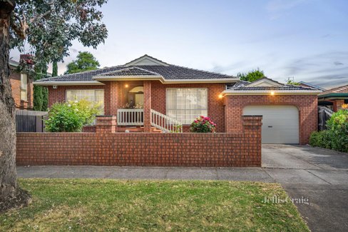 49 Greenhills Road Bundoora 3083