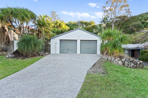 49 Mariners Crescent, BANORA POINT NSW 2486