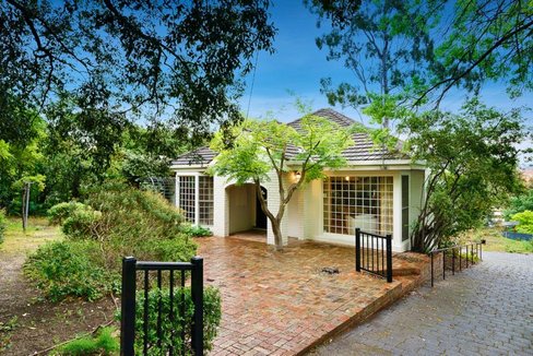 49 Orchard Crescent Mont Albert North 3129