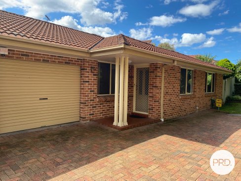 4/91 Baumans Road, PEAKHURST NSW 2210