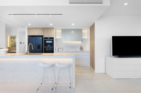 49/20 Executive Drive, Burleigh Waters QLD 4220