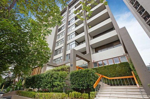 4b/18 Albert Road South Melbourne 3205