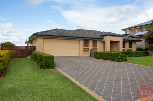 5 Acer Terrace, THORNTON NSW 2322