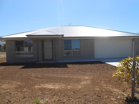 5 Appaloosa Place, TAMWORTH NSW 2340