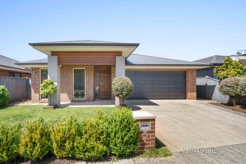 5 Aspect Parade  Alfredton 3350