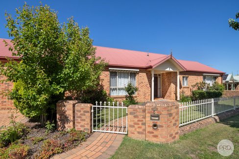 5 Balmoral Drive, BALLARAT EAST VIC 3350