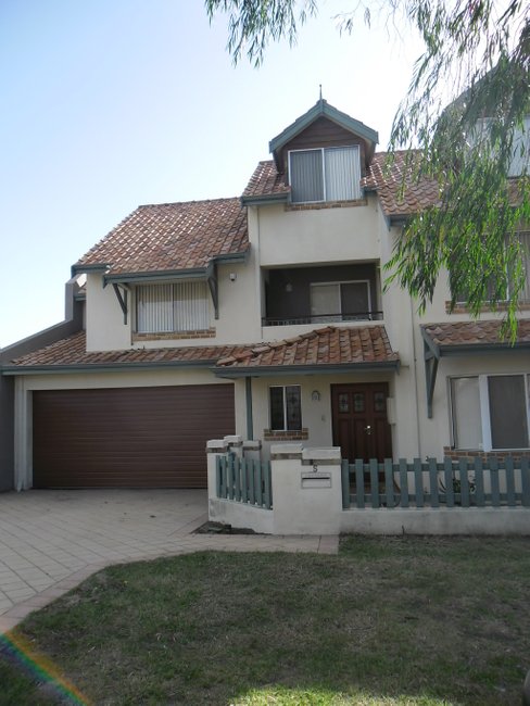 5 Banksia Street, JOONDANNA WA 6060