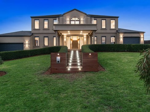 5 Bellbird Drive Lilydale 3140