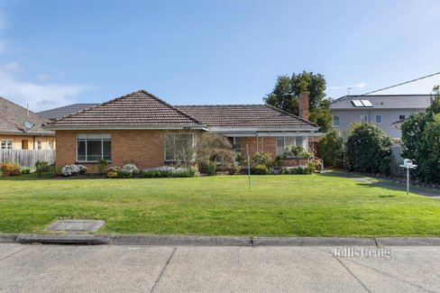 5 Beverley Grove Mount Waverley 3149