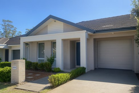 5 Carlton Road, CAMPBELLTOWN