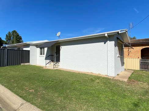 5 Cohen Street, TAMWORTH NSW 2340