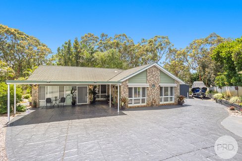 5 Compass Close, SALAMANDER BAY