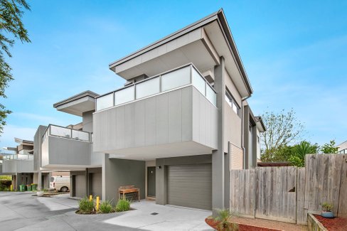 5 Daisy Place  Lilydale 3140