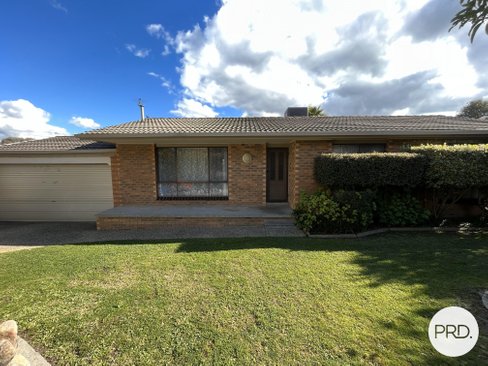 5 Darrambal Drive, SPRINGDALE HEIGHTS NSW 2641