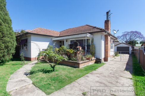 5 Day Street, EAST MAITLAND NSW 2323