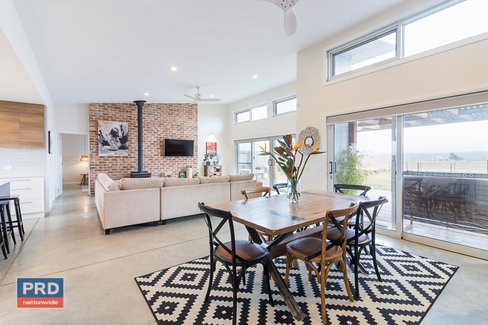 5 Dog Rock Close, MULLOON NSW 2622